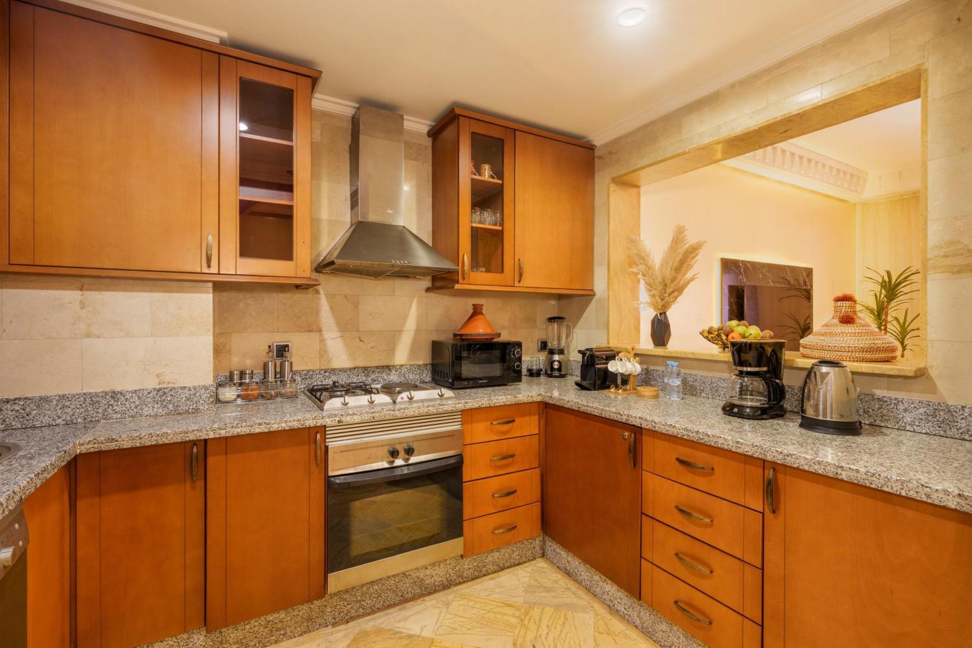 Appartement Haut Standing Gueliz Plaza Avec Vue Marakeş Dış mekan fotoğraf