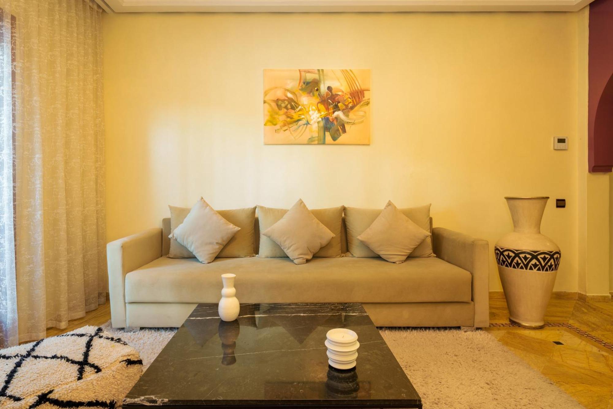 Appartement Haut Standing Gueliz Plaza Avec Vue Marakeş Dış mekan fotoğraf