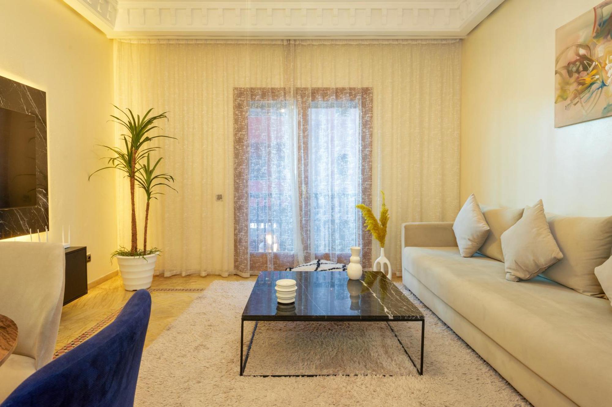Appartement Haut Standing Gueliz Plaza Avec Vue Marakeş Dış mekan fotoğraf